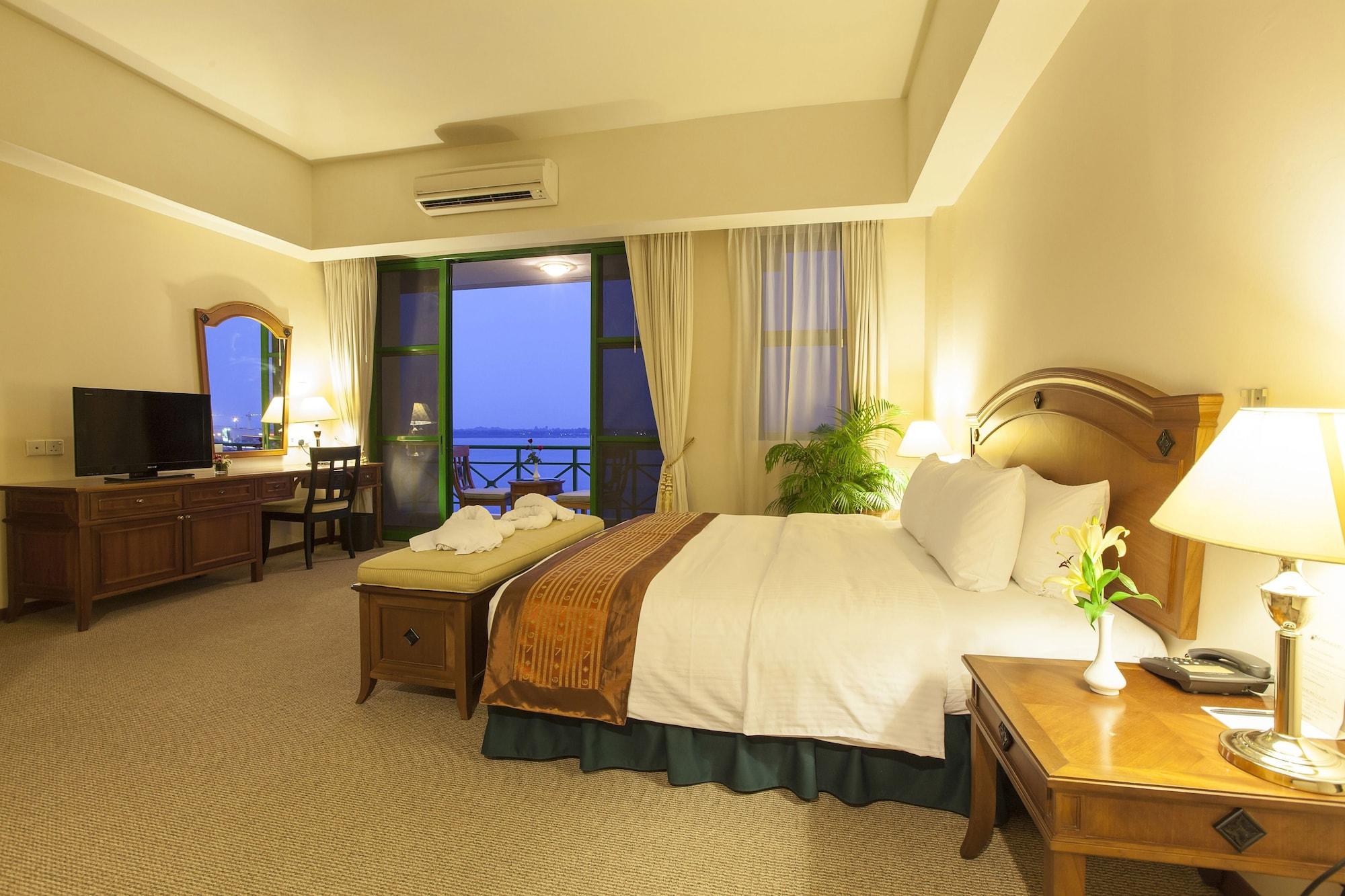 Himawari Hotel Apartments Phnompen Kültér fotó