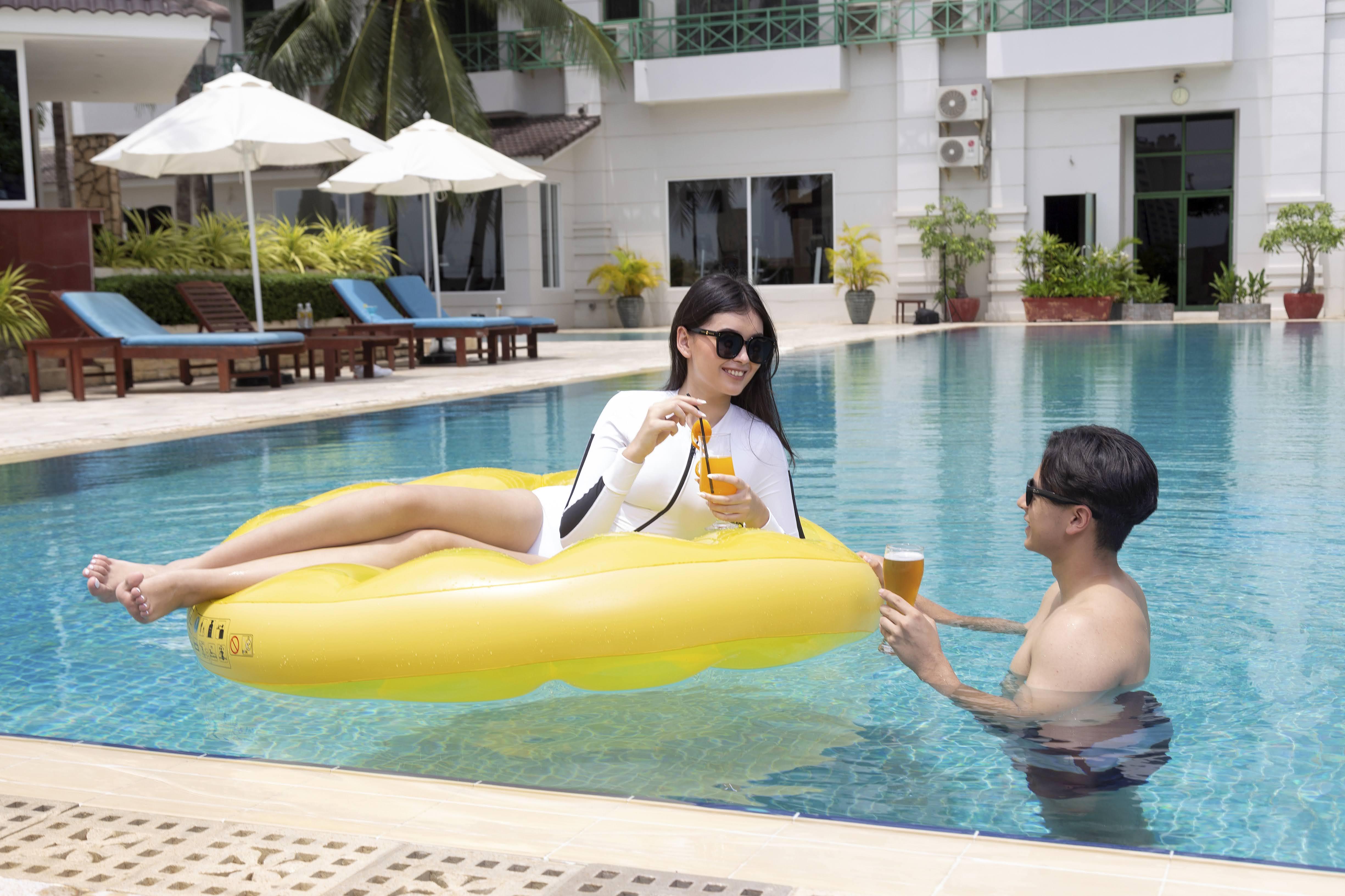 Himawari Hotel Apartments Phnompen Kültér fotó