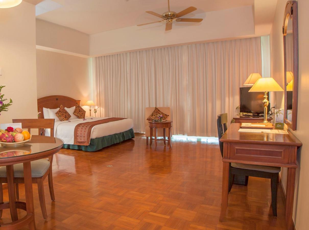 Himawari Hotel Apartments Phnompen Kültér fotó